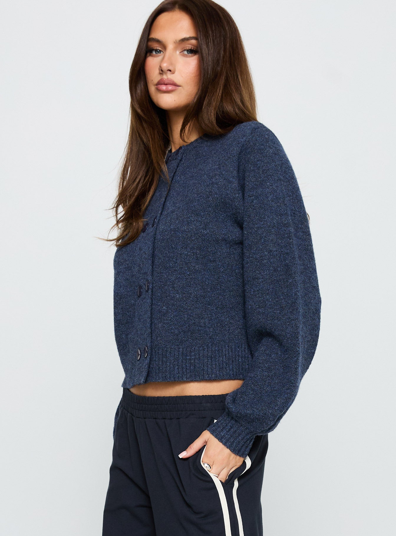 Strickjacke Kammi mit Knopfleiste