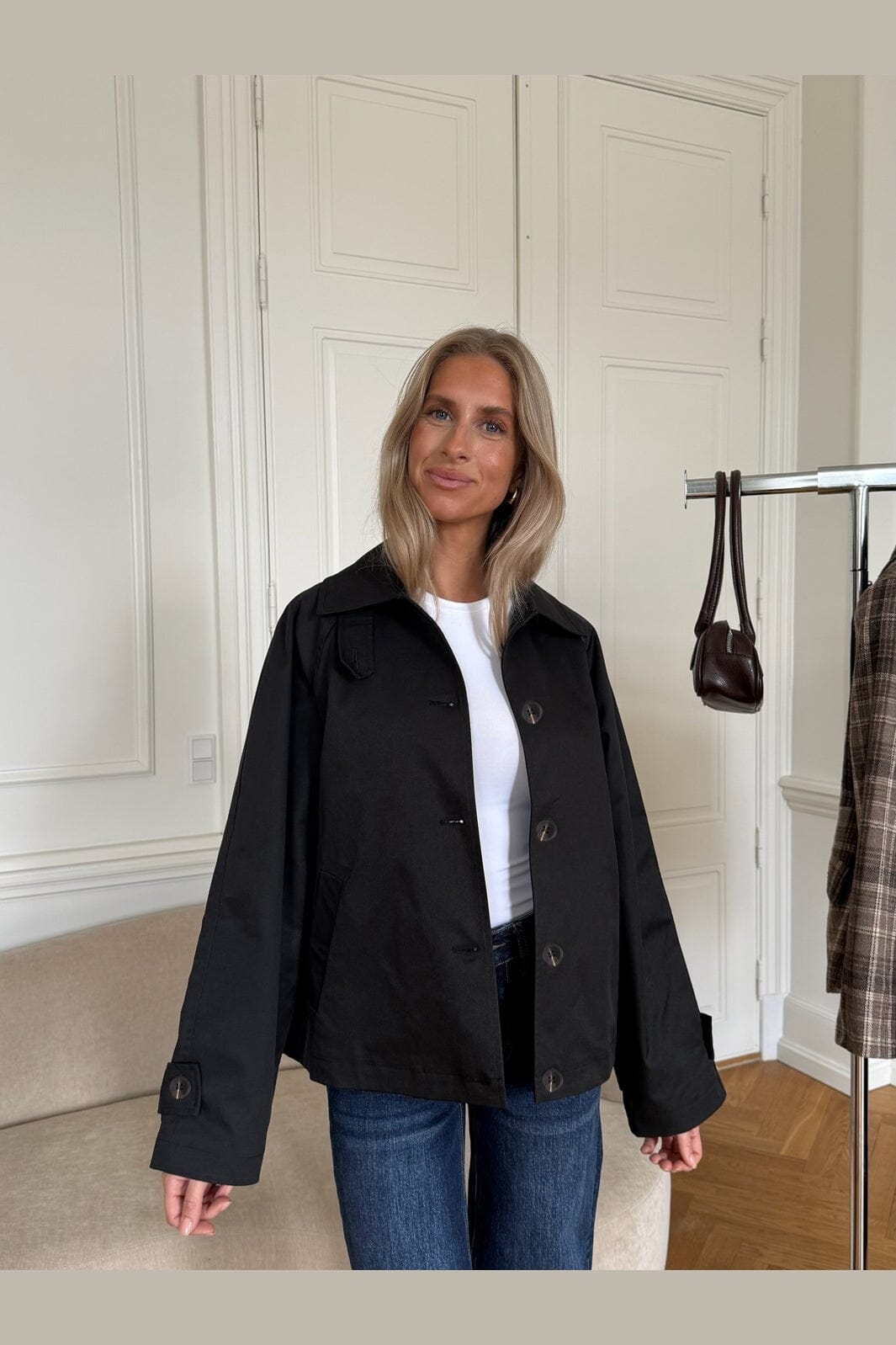 Trenchcoat Ava Kurz mit Hemdkragen