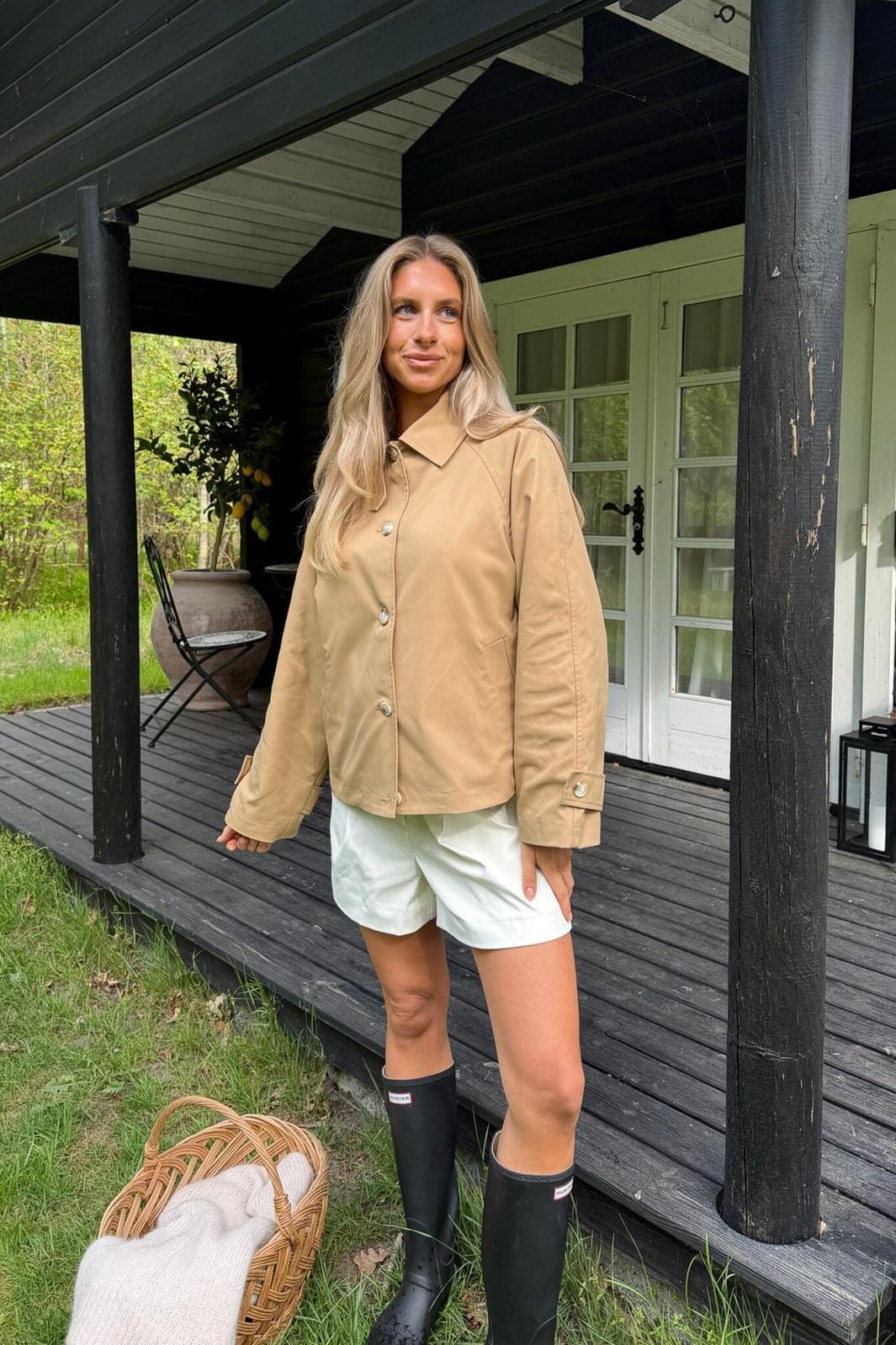 Trenchcoat Ava Kurz mit Hemdkragen