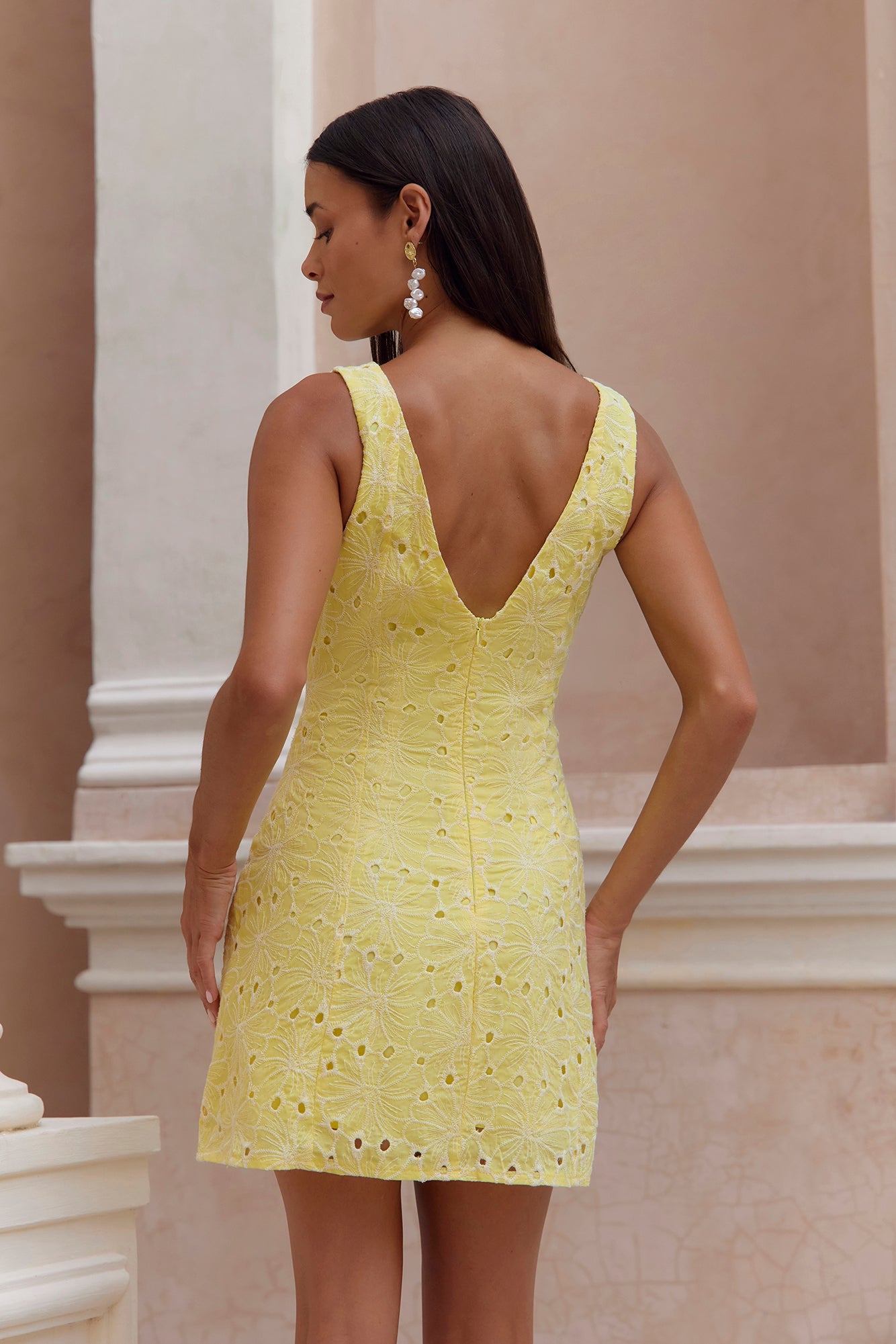 Wonderous Moment Mini-Kleid