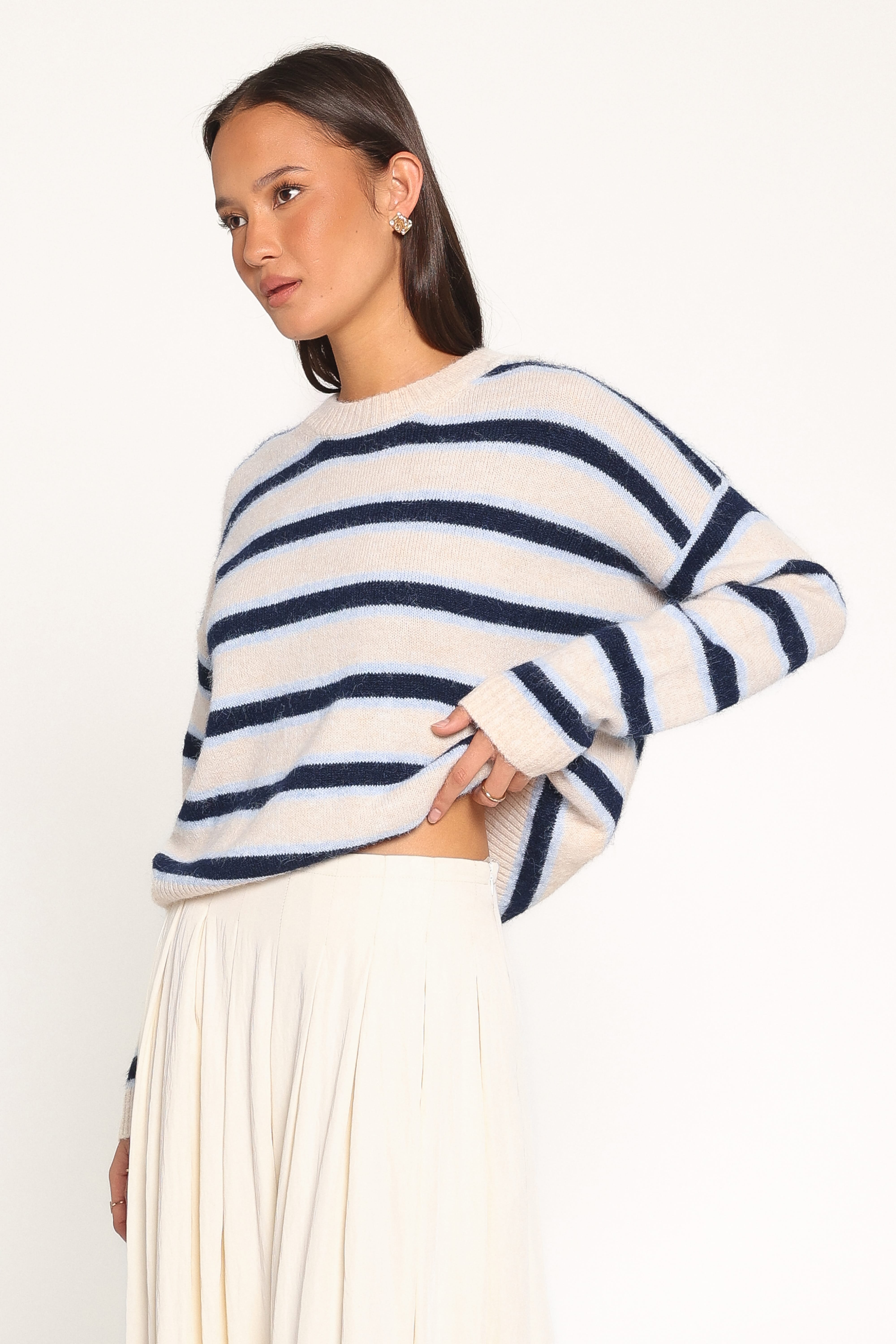 Gestreifter Strickpullover