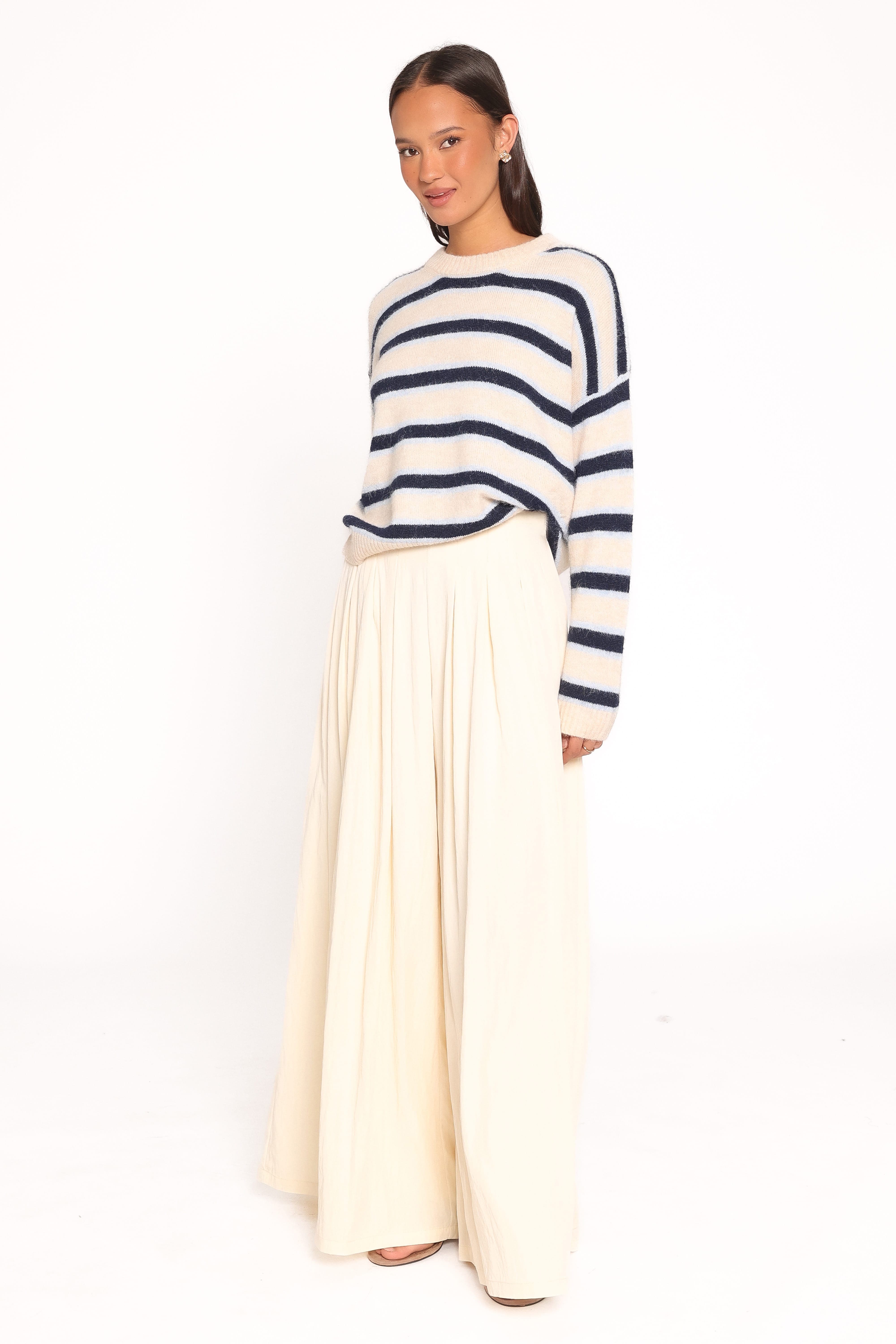Gestreifter Strickpullover