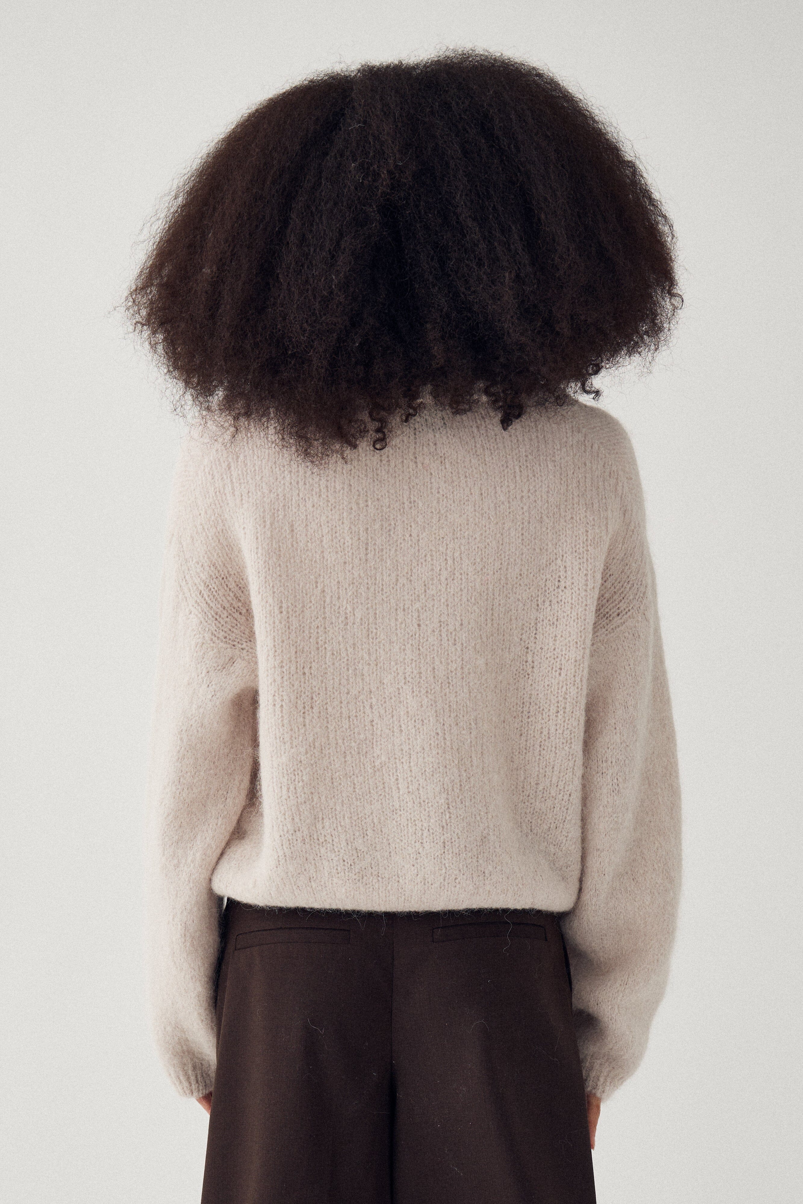 Strickjacke Kae mit Rundhalsausschnitt