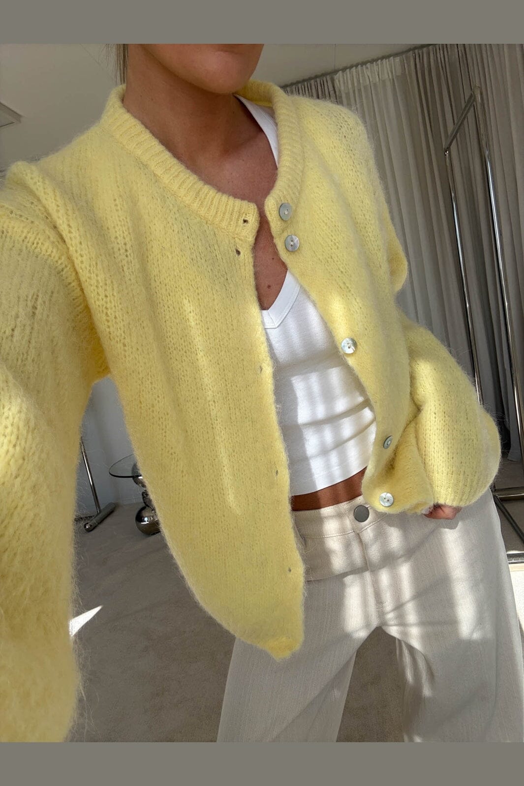 Strickjacke Kae mit Rundhalsausschnitt
